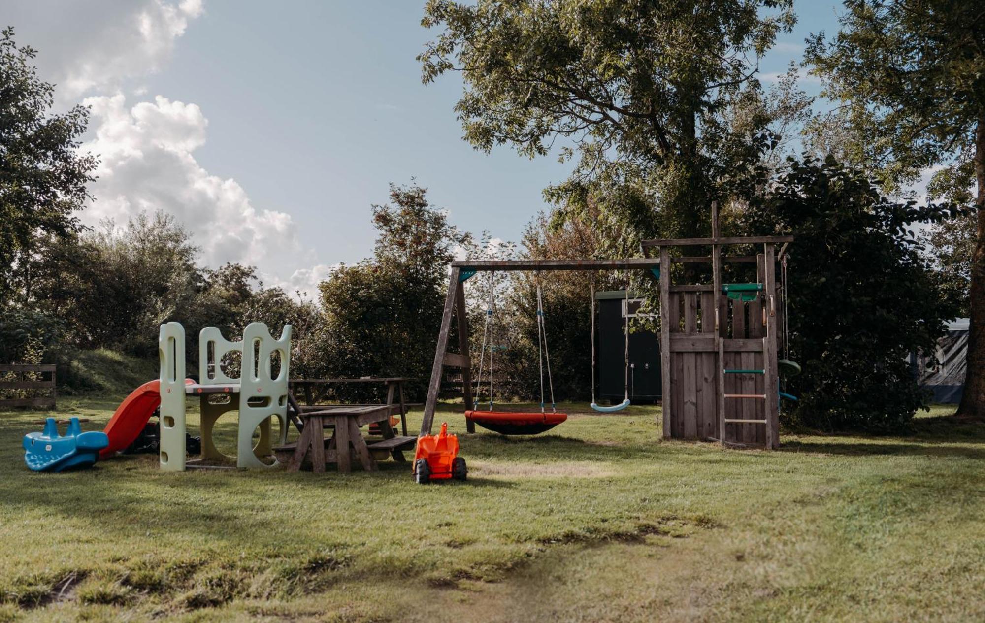 Camping De Tulpenweide Breezand Exteriör bild